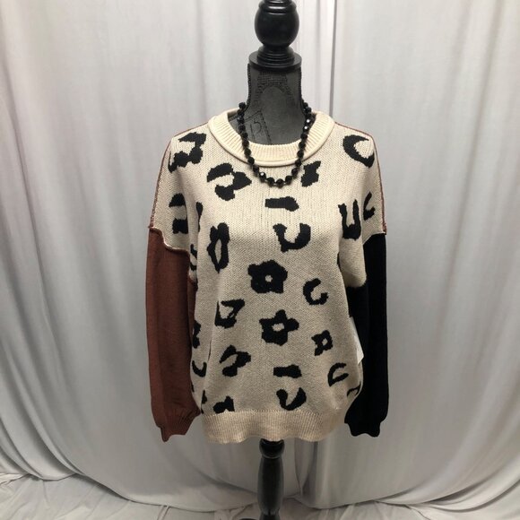 Leopard Slouchy Sweater Womens Size Medium Long Sleeve Casual Oversized NEW - Picture 2 of 10